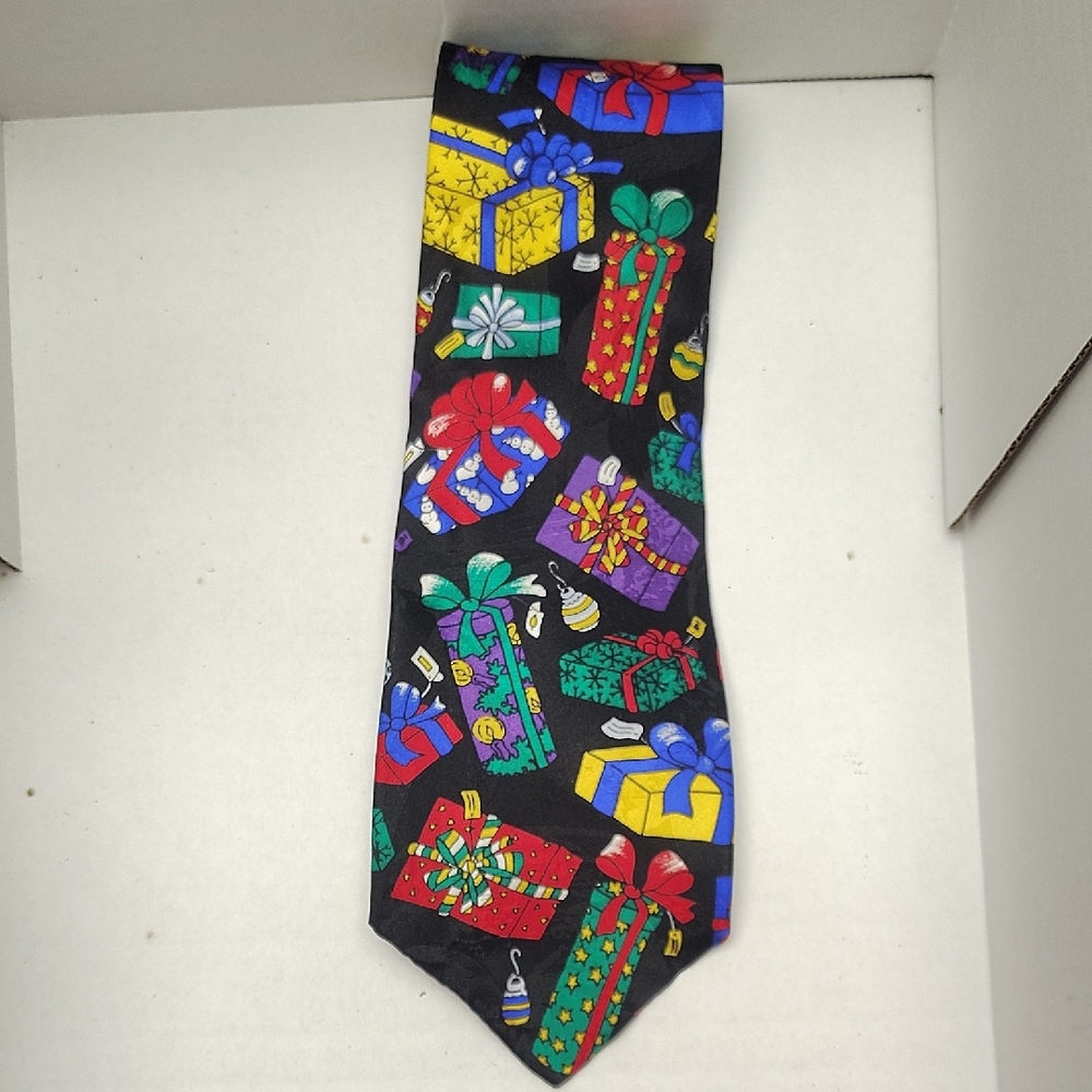 Colorful Gift Patterned Tie